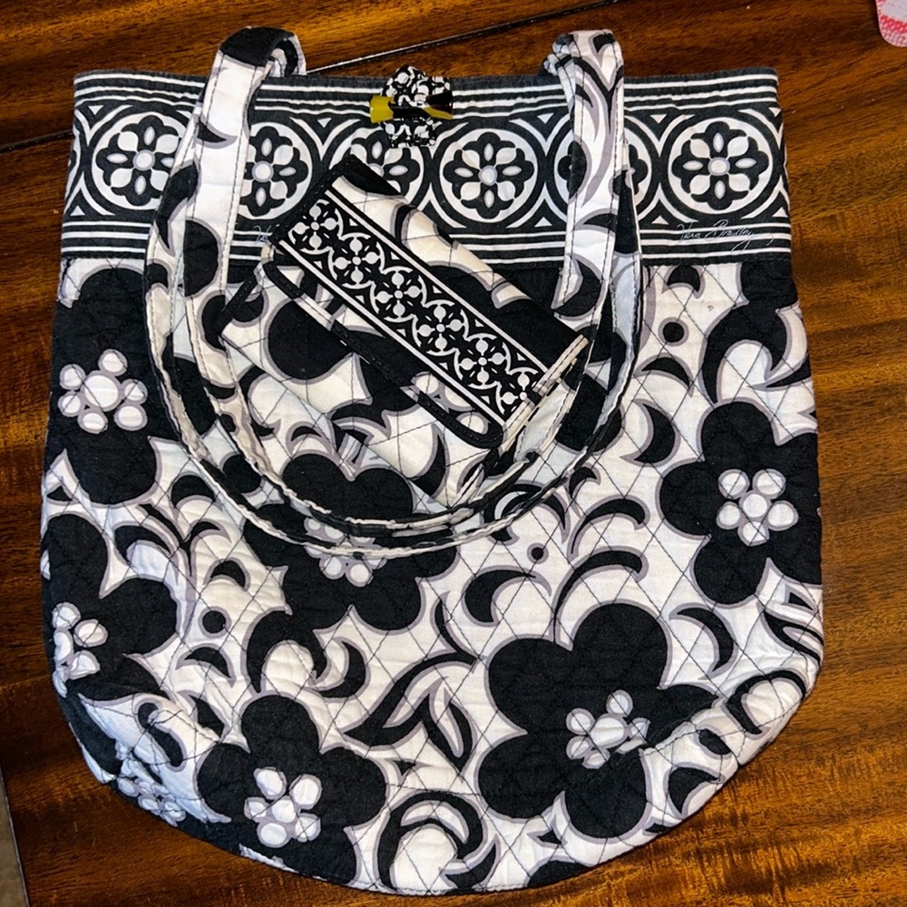 Bundle Vera Bradley Tote & Wallet day & night